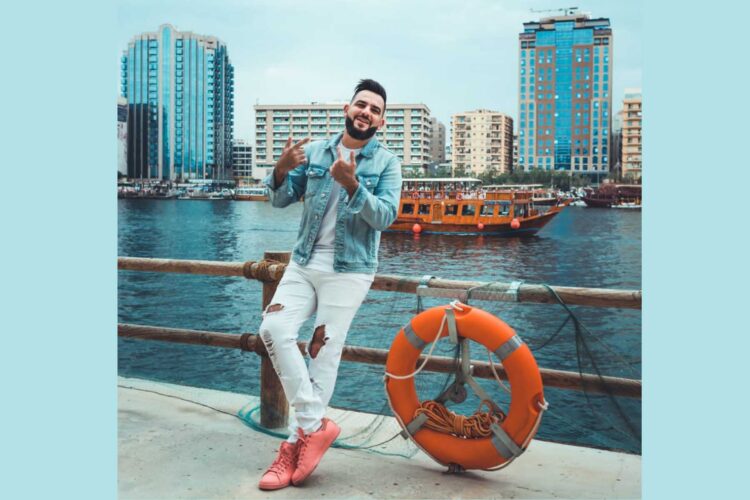 Mohammad Alkhateeb: Lives in paradise or search for such places?