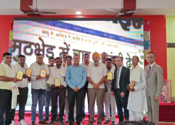 Successful organization of Pradhan Samman ceremony organized by Today Junoon, 433 Pradhan participated in Hasanpur