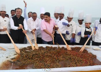 Kaldan Samudhra Palace Rings in the Festive Season with a Grand Christmas Fruit Mixing Ceremony