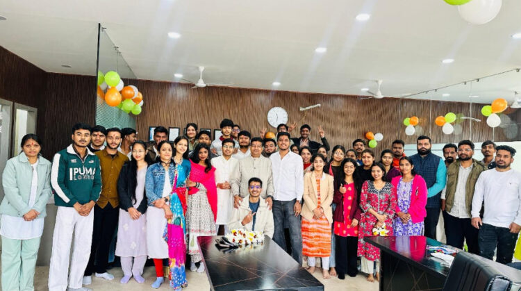 A New Player in Sportswear: EightX Sports Rise in the Custom Sportswear Market