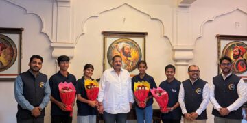 Sir Einstein Academy Creates Another National Success Story as Students Receive Royal Felicitation by Shrimant Chhatrapati Udayanraje Bhosale